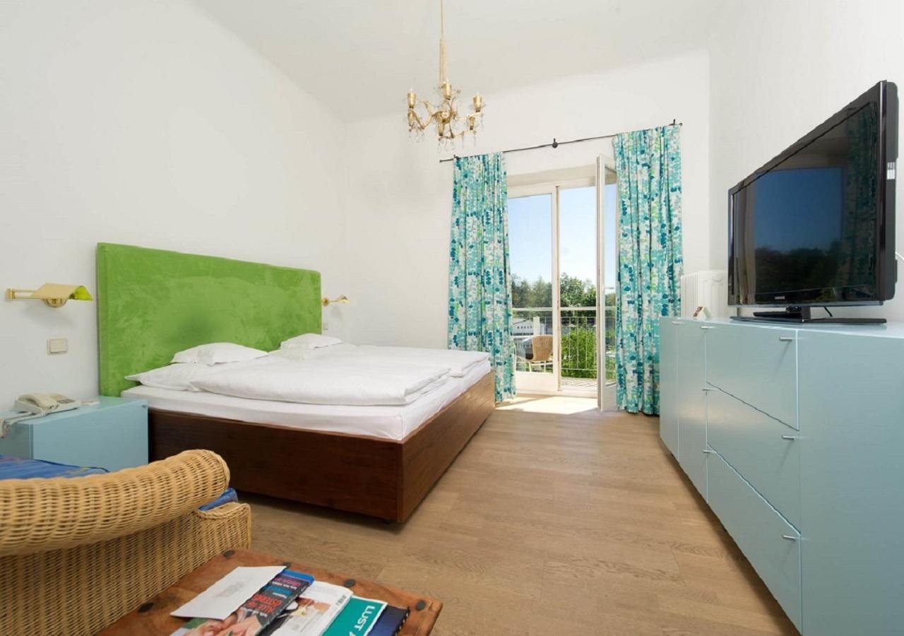 Seehotel Hubertushof Velden am Wörthersee Exterior photo
